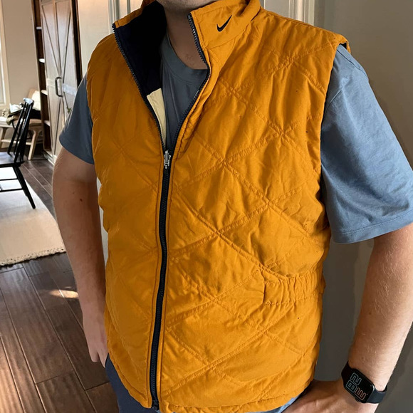 NIKE Vintage Reversible Quilted Vest in White/Orange in Men's Size Medium - Picture 8 of 16